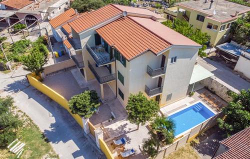 Apartmani na Zlatnom Jezeru