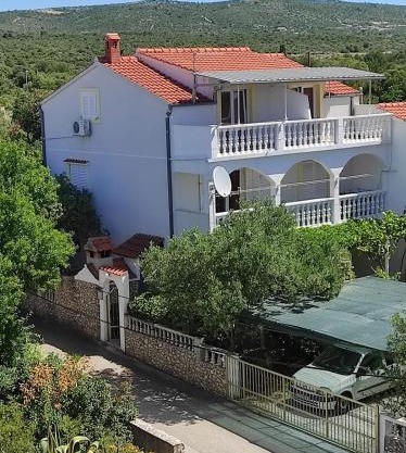 Apartmani Uvodić