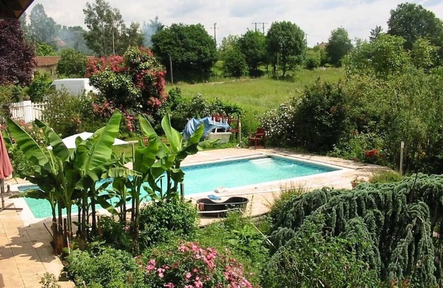 Apartment 'De Charme 4 Personnes' with Private Pool, Private Terrace and Wi-Fi