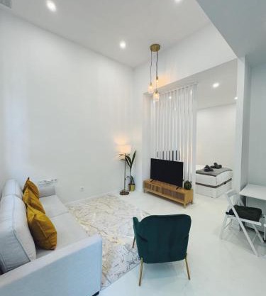 Apartment 1 City of Arts and science Fast Wifi 1
