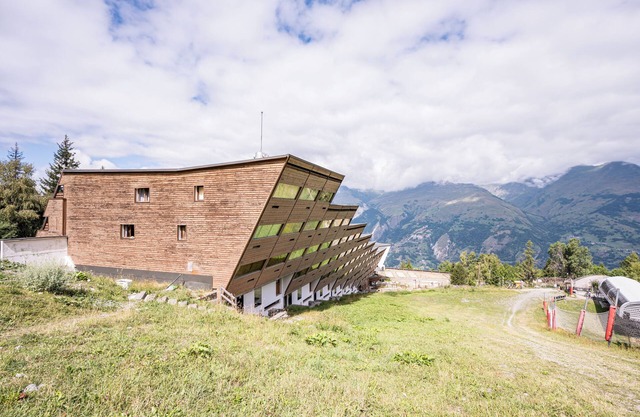 Apartment 'Arc 1600 - Studio' with Mountain View and Wi-Fi