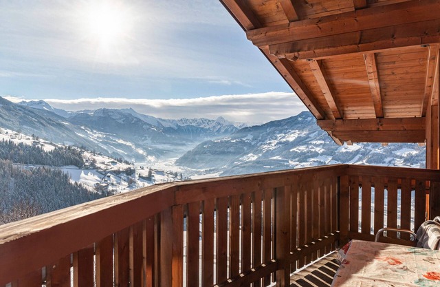 Apartment "Ahornblick" with Mountain View, Wi-Fi & Balcony