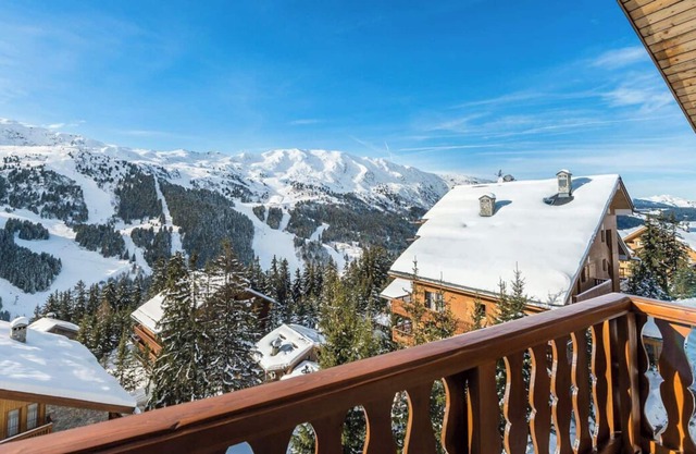 Apartment Aigle - Five Bedroom Villa, Sleeps 12
