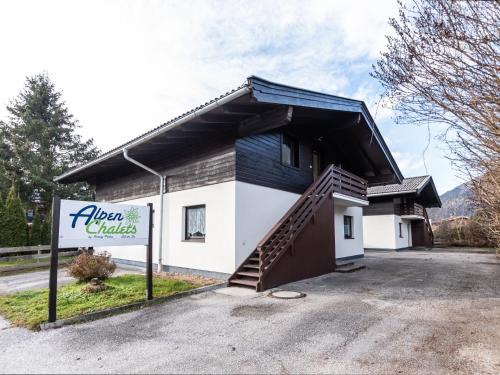 Apartment Alpenchalets-2 by Interhome