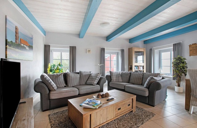 Apartment 'Alte Kirche' with Private Terrace, Shared Garden and Wi-Fi