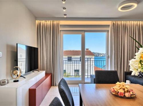 Apartment Aniva - 50 m from the sea