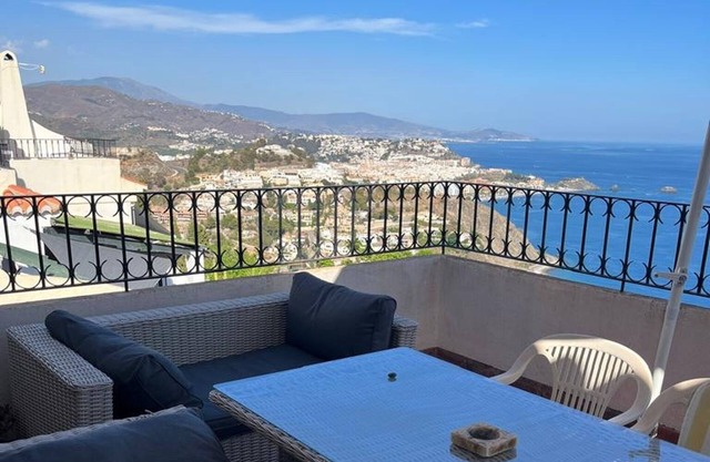 Apartment 'Atalaya' with Sea View, Wi-Fi and Air Conditioning
