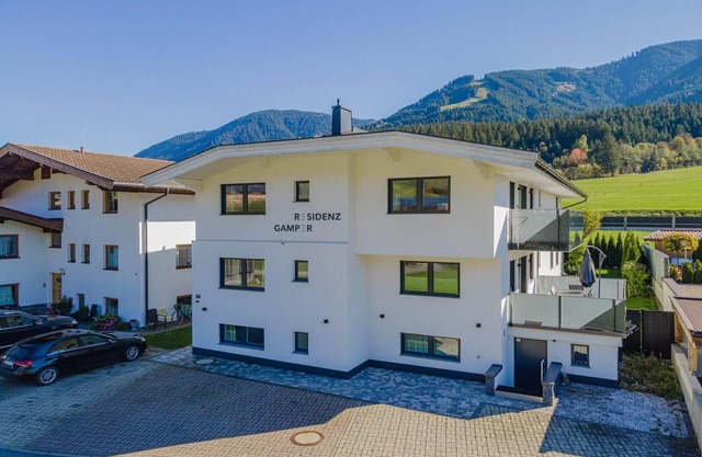 Apartment Brixen near Ski Lift