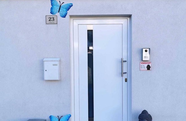 Apartment Butterfly umrahmt von Bergen