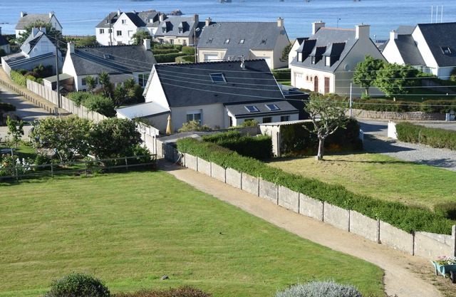 Apartment by the sea between the bays of Morlaix and Lannion