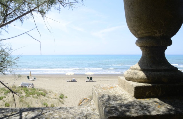 Apartment by the sea, close to beautiful Mediterranean maquis