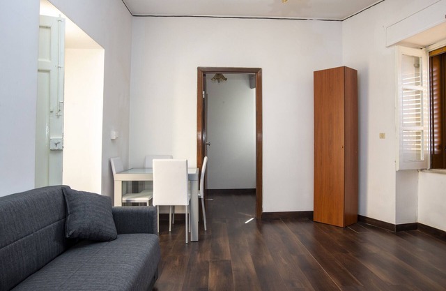 Apartment "Casa d'Alunzio - Appartamento Rebiba" with Mountain View, Balcony & Wi-Fi