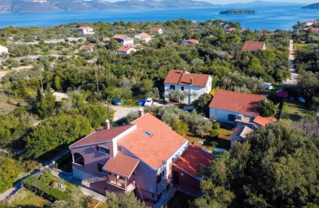 Apartment Captain's Villa in Iž/Iž Veli - 7 persons, 3 bedrooms