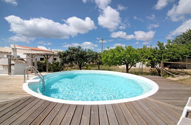 Apartment 'Casa Do Livramento' with Shared Pool, Wi-Fi and Air Conditioning