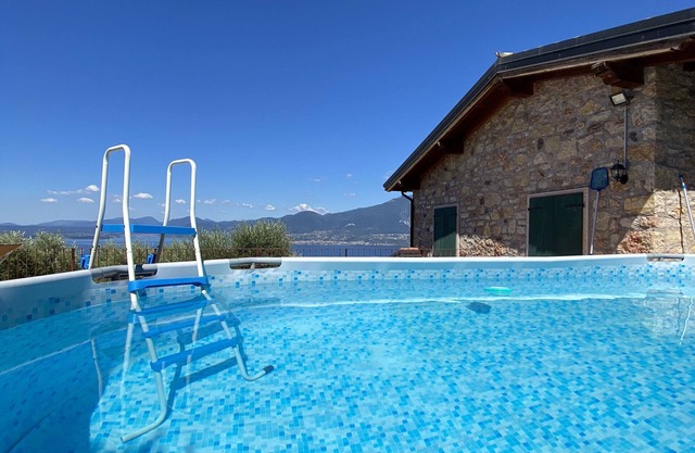 Apartment 'Casa Jessica' with Lake View, Garden & Wi-Fi