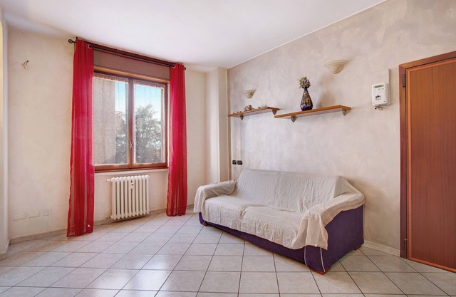 Apartment "Easy Home“ Cozy House in Nova Milanese, proximity to Milan and Monza Stadium