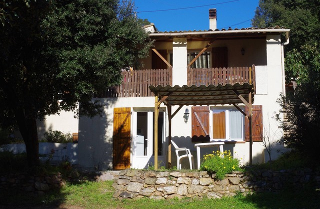 Apartment/flat - ALATAHouse with garden