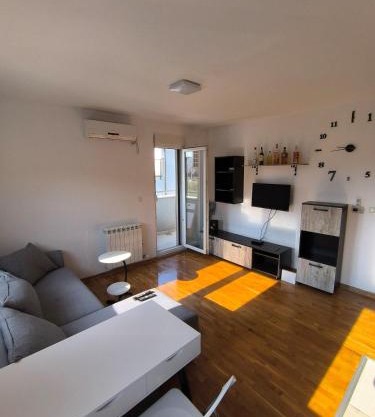 Apartment for a day, Zemun, Altina, two rooms