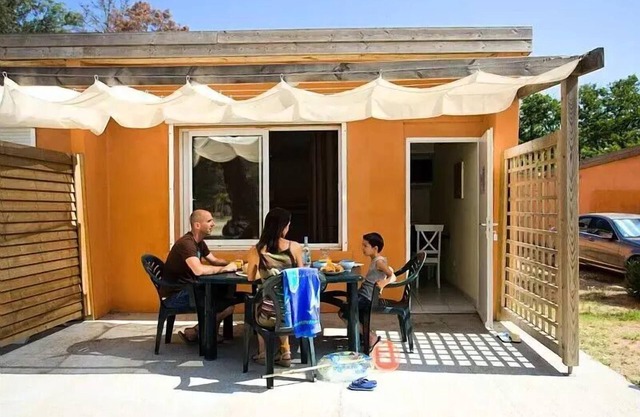 Apartment | Other accommodation | 1 bed | 2 persons | Single terrace | A/C