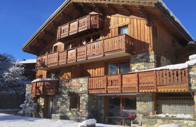 Apartment 'Les Dolomites' with Mountain View, Private Terrace and Wi-Fi