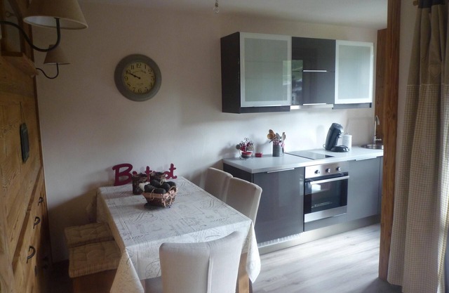 APARTMENT IN THE HEART OF THE STATION - SKIS ON FOOT