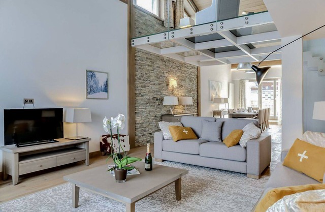 Apartment Frais - Five Bedroom Villa, Sleeps 11