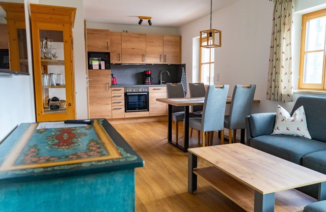 Apartment Herzblatt 65 sqm, 2 bedrooms, living room with kitchen, 4 pers, WLAN