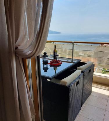 Apartment-Hotel Vila Petrovic-Becici