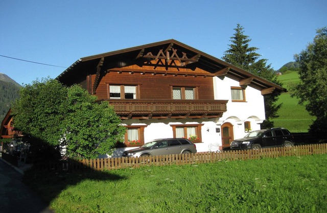 Apartment in Pettneu near St. Anton Ski Slopes