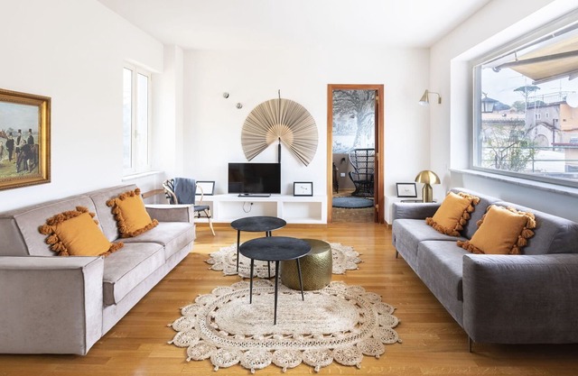Apartment in Rome with 3 bedrooms sleeps 6