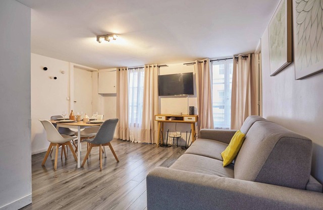 Apartment in the Heart of Paris 4 People