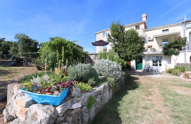 Apartment Josip
