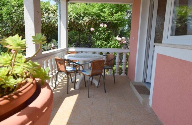 Apartment Jozefina - barbecue: A2(3+1) - Malinska, Island Krk, Croatia