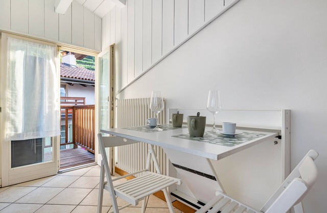 Apartment 'La Casa Del Gelso' with Mountain View, Balcony and Wi-Fi