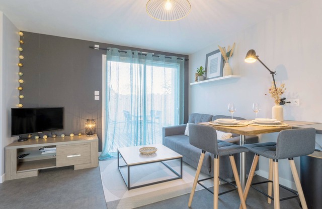 Apartment "Le Studio" with Private Garden & Wi-Fi