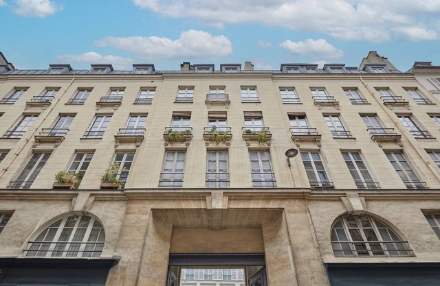 Apartment Louvre Palais Royal