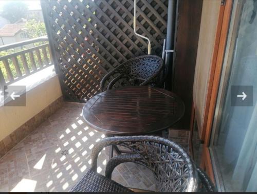 apartment Marina hill