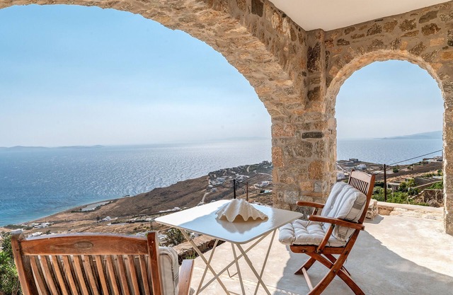 Apartment 'Milou 1' with Sea View, Private Garden and Wi-Fi