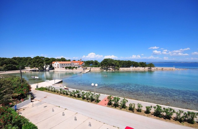 Apartment MiMa - 150 m from the beach: A3(5) - Susica, Island Ugljan, Croatia