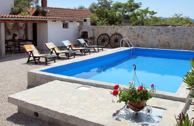 Apartment Mirjana (KRK357) in Krk/Krk - 6 persons, 2 bedrooms