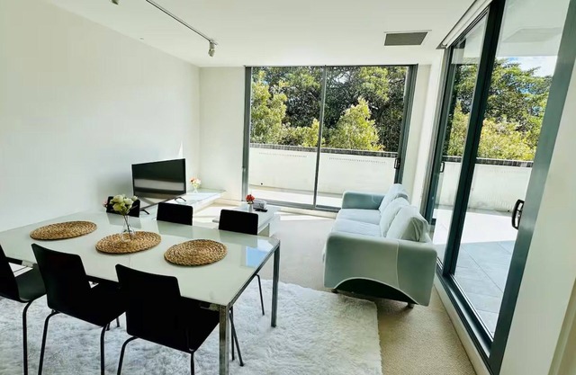 Apartment near CBD and Airport