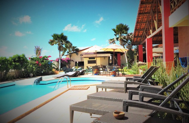 Apartment near the Mae D´Agua Cave in Praia Das Fontes beach