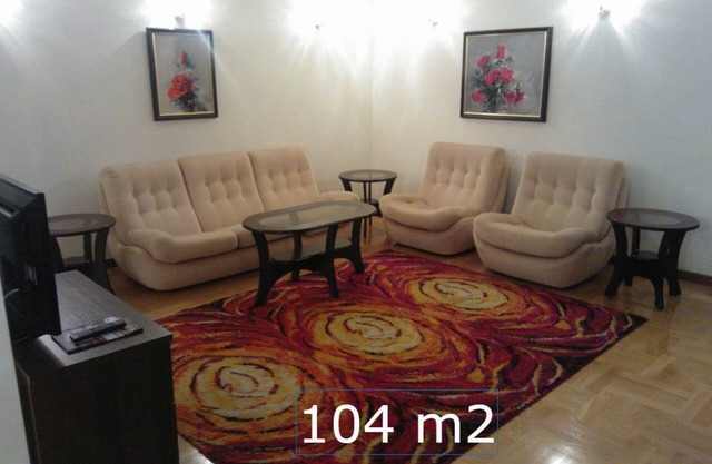 Apartment Nowiniarska in the old town