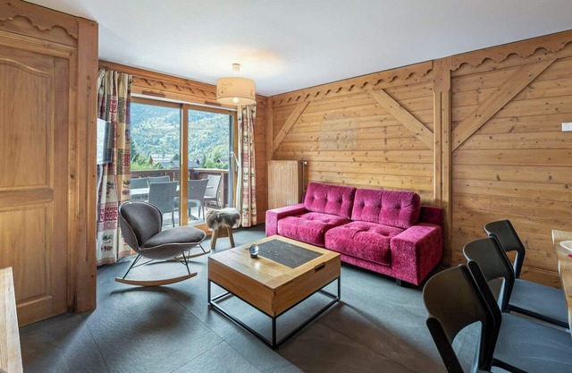 Apartment Perdrix 1 - Three Bedroom Villa, Sleeps 6
