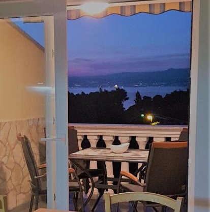 Apartment PLAVI HORIZONT