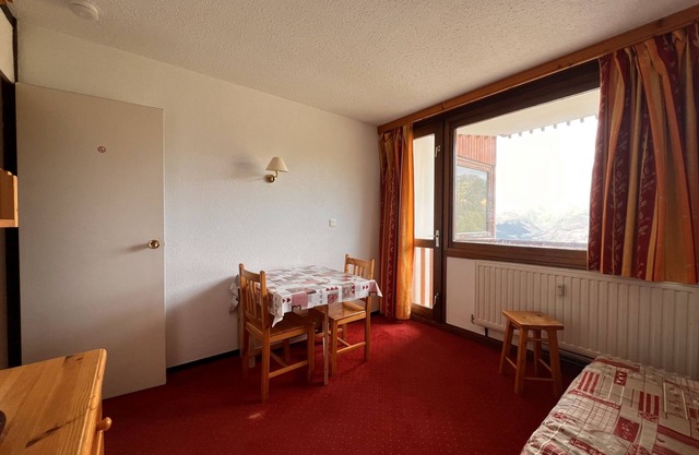 Apartment-Private Bathroom-Apartment