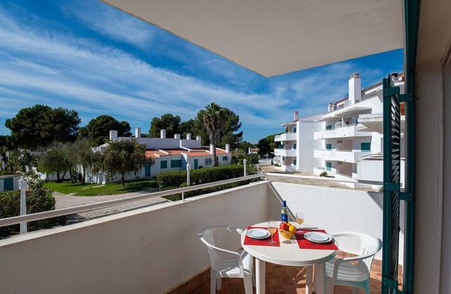 Apartment 'Prainha Alvor 4 Bed' with Private Pool, Private Terrace and Wi-Fi