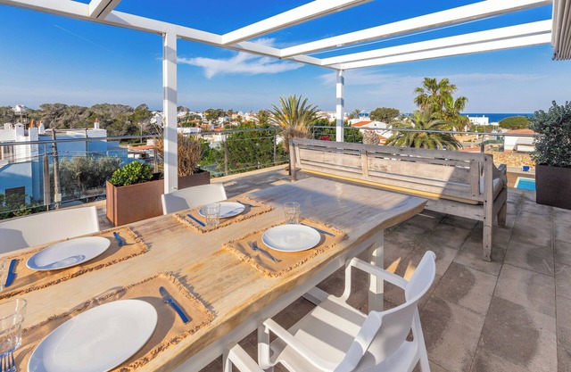Apartment 'Sa Perdiu' with Sea Views, Wi-Fi and Air Conditioning