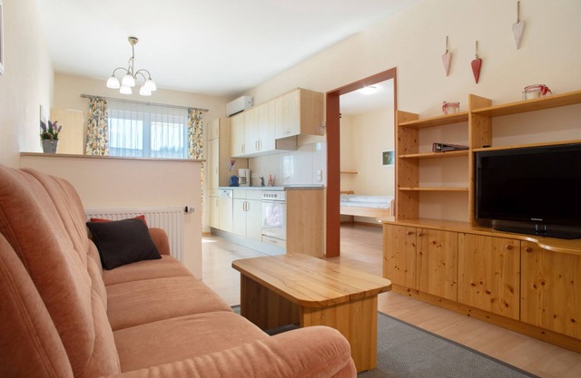 Apartment 'Schlüsselblume' with Shared Garden, Wi-Fi and Air Conditioning