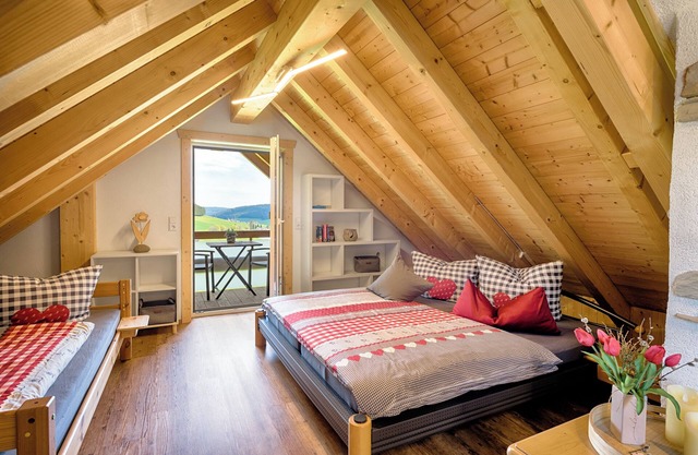 Apartment 'Schwalbennest' with Shared Terrace, Shared Garden and Wi-Fi